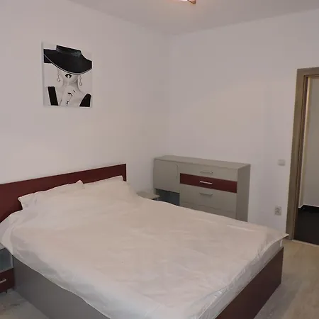 Luxury Floor Croitorilor Cluj-Napoca